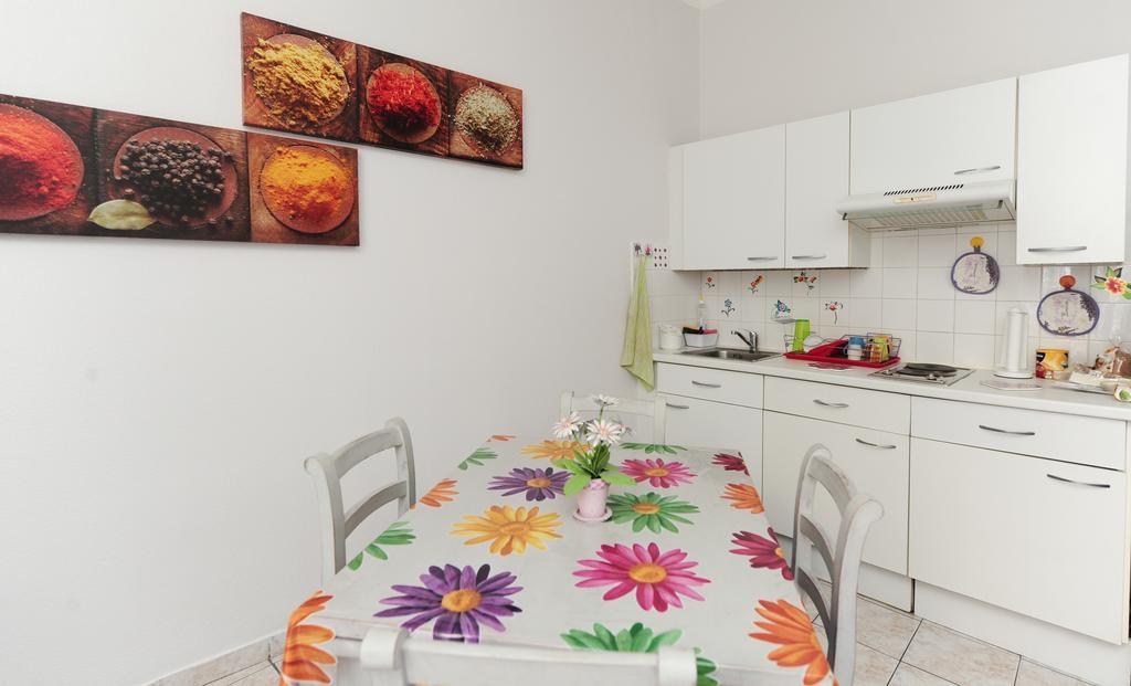 La Romantica Dante Five stars Holiday House Niza Exterior foto